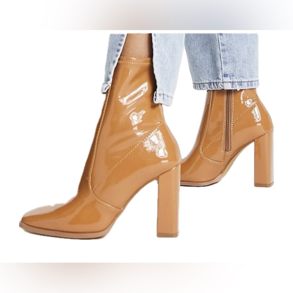 Aldo Women's Beige Patent Leather Ankle Bootie Square Toe Side Zip 8.5
